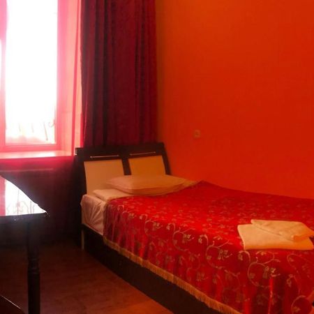 Pekin Hotel Temirtau ภายนอก รูปภาพ